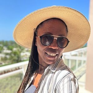 Meet your Posher, Michelena